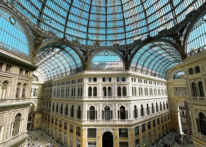 Caruso Place Luxury Rooms & Suites Napoli